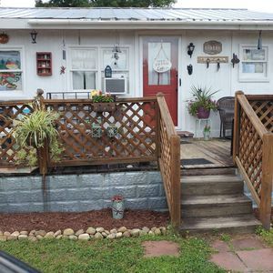 Meet your Posher, Yvonne